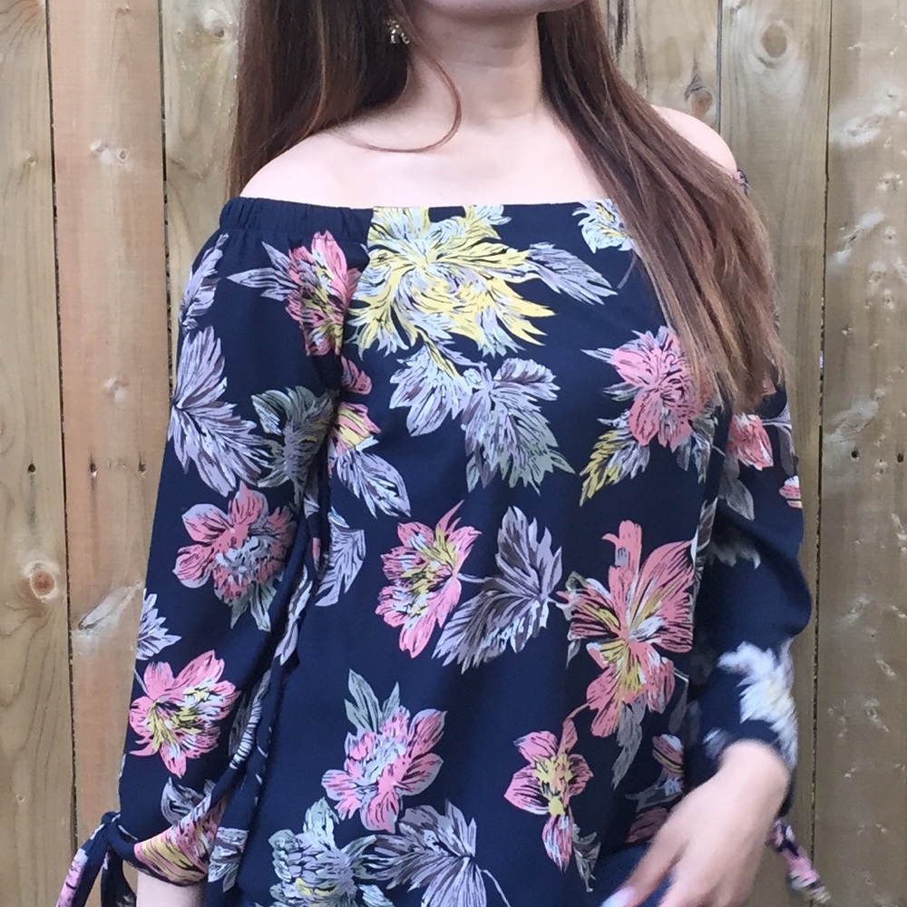 Floral Blouse 💐
